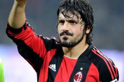 1xbet体育网站入口-足球巨星们的较量，赛场上的风云人物！