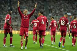 1xbet体育电竞-利物浦主场大胜，稳固英超积分榜前四位置