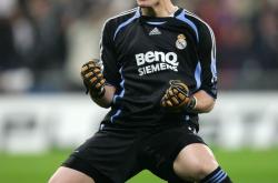 1xbet体育登录入口-关于卡利亚里中场球员状态神勇，成队内关键人物的信息