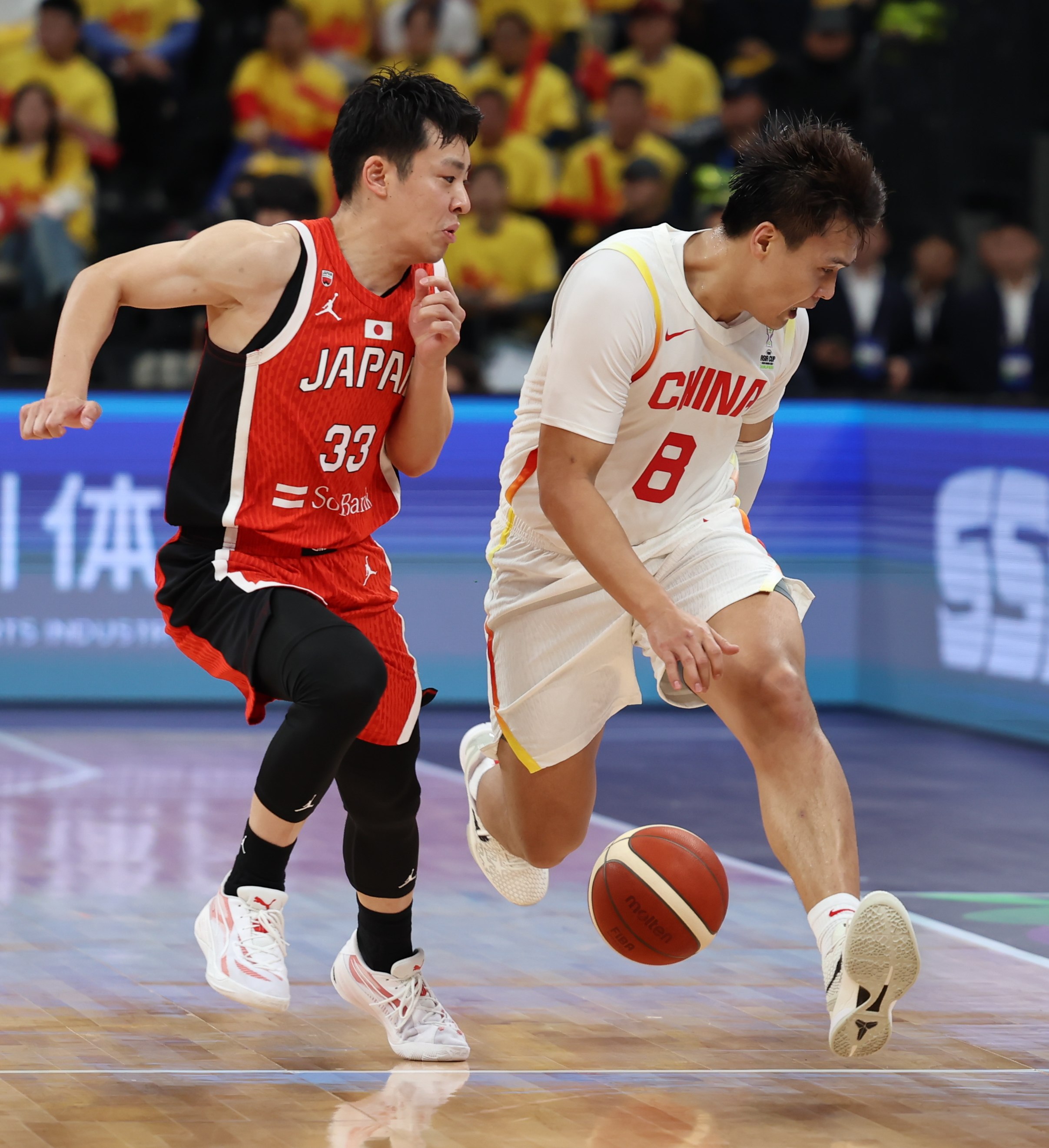 亚洲篮球新星在国际比赛中表现抢眼 亚洲篮球新星在国际比赛中表现抢眼