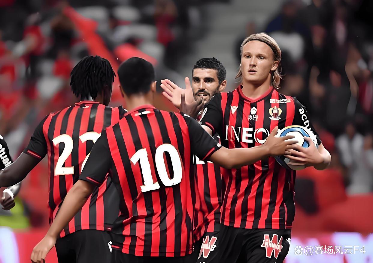 圣埃蒂安客场大胜对手,取得保级关键胜利 圣埃蒂安客场大胜对手,取得保级关键胜利