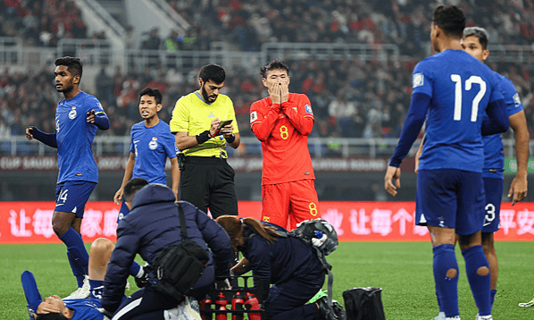 关于阿联酋球队赢得胜利,晋级下一轮的信息 关于阿联酋球队赢得胜利,晋级下一轮的信息