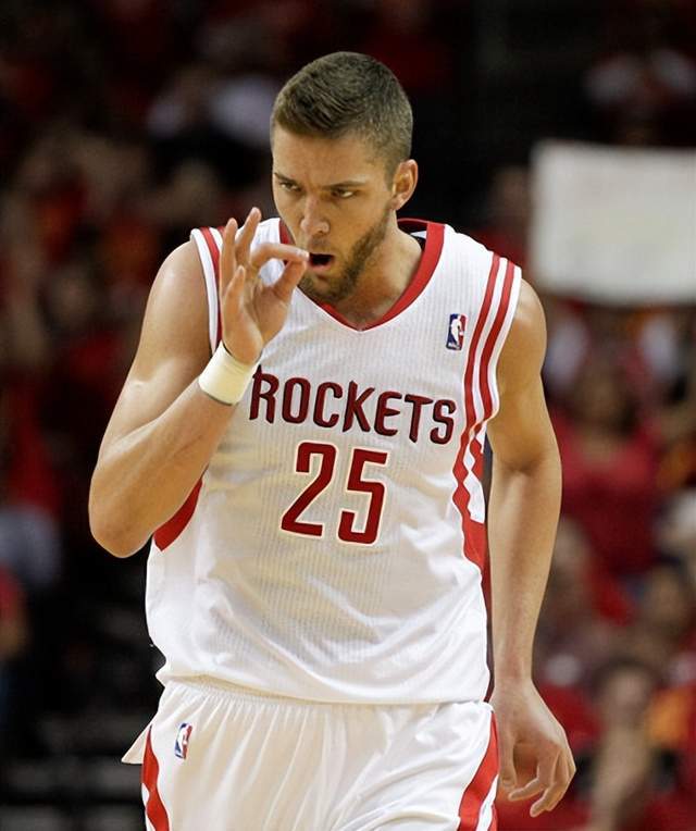 包含开拓者狂胜马刺,西部升至第四的词条 包含开拓者狂胜马刺,西部升至第四的词条