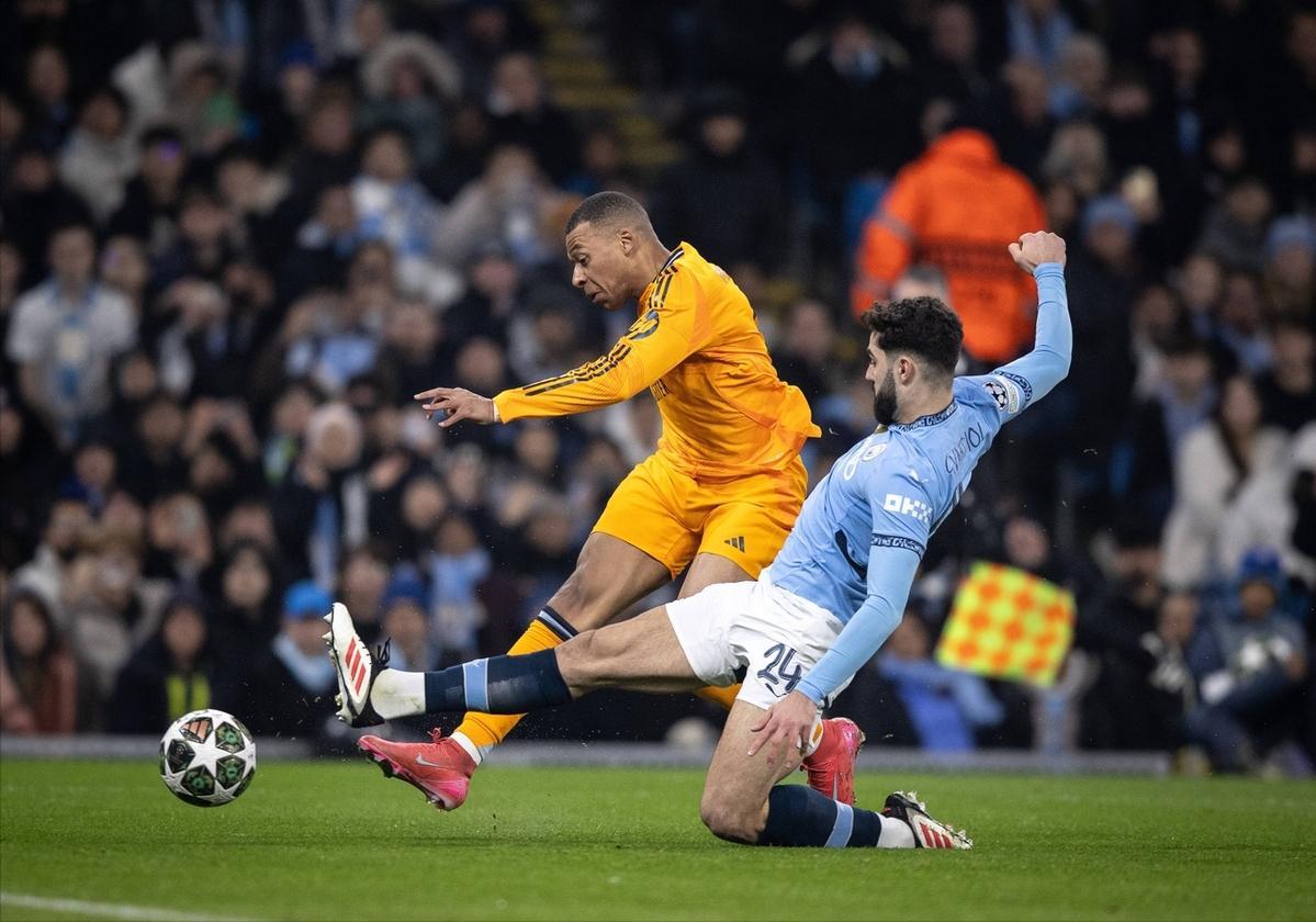 曼城温和力压轻松晋级欧冠