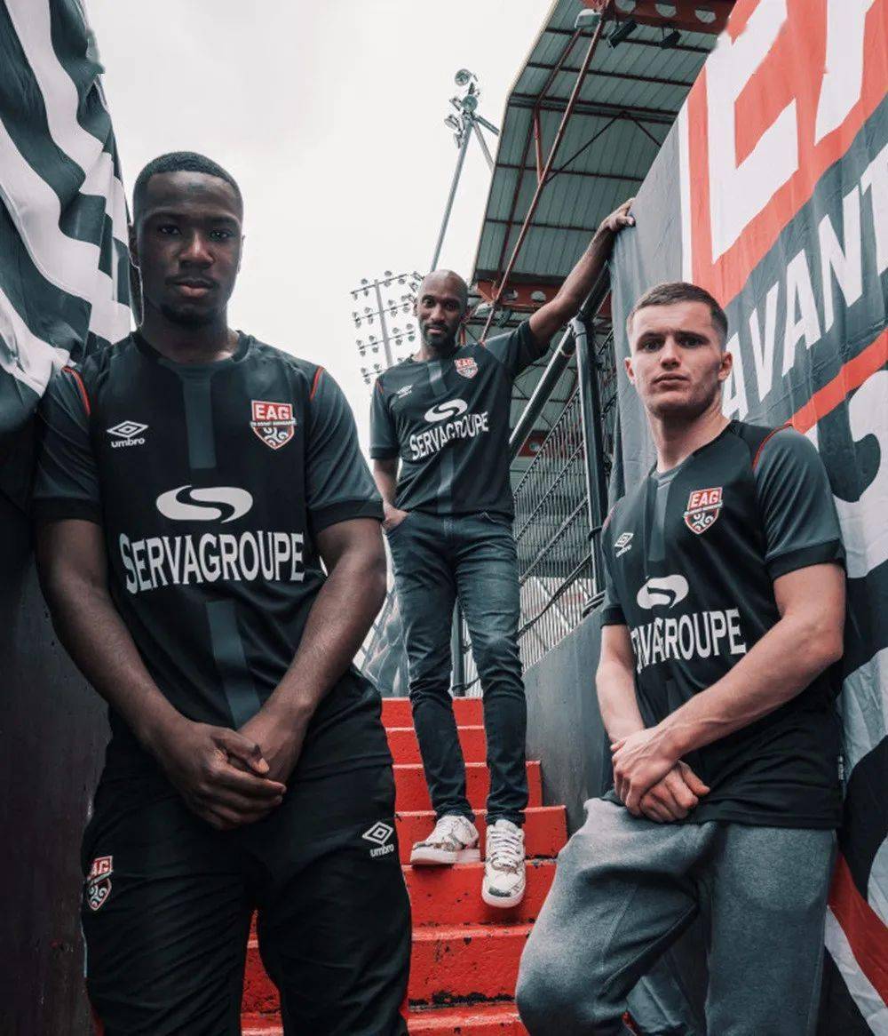 甘冈客场逆转，取得宝贵三分的简单介绍