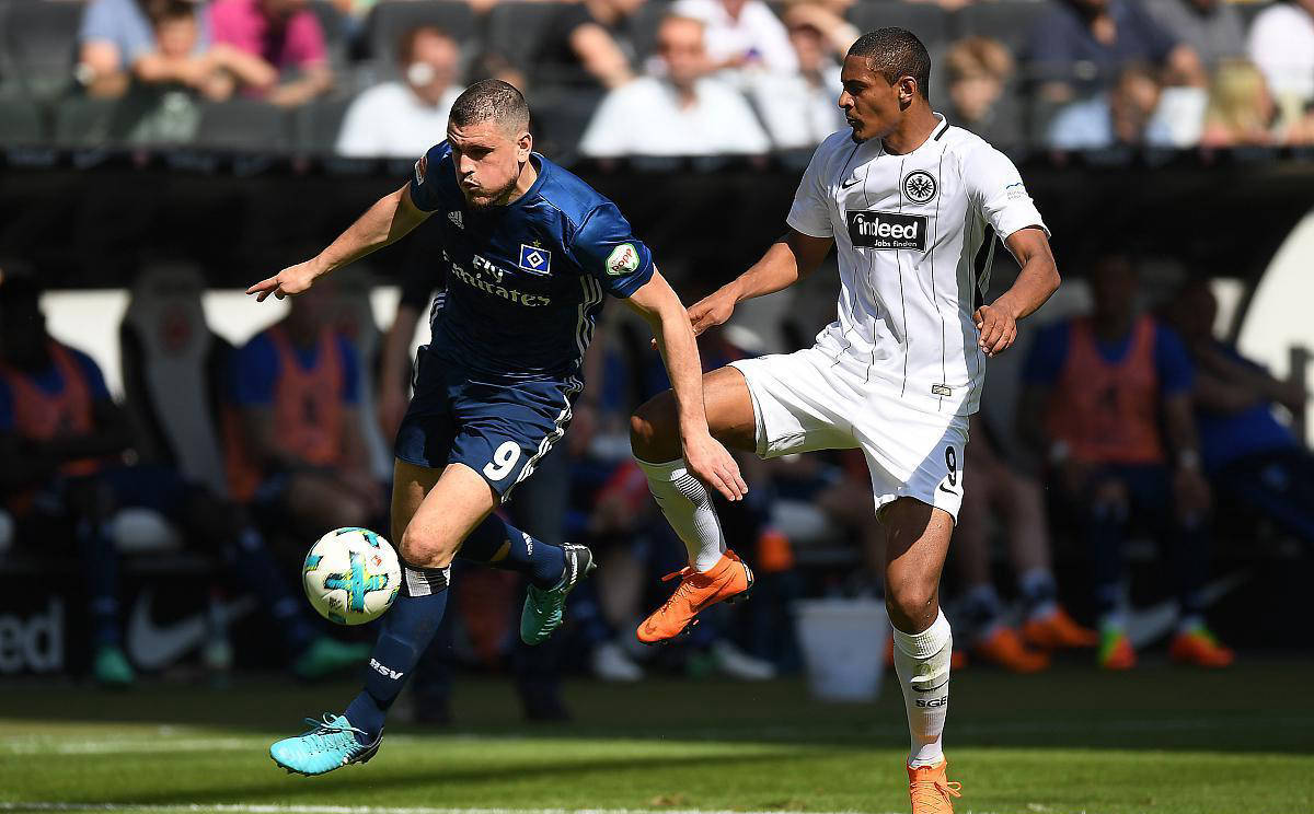 罗马主场战平热那亚，缓解连败危机的简单介绍